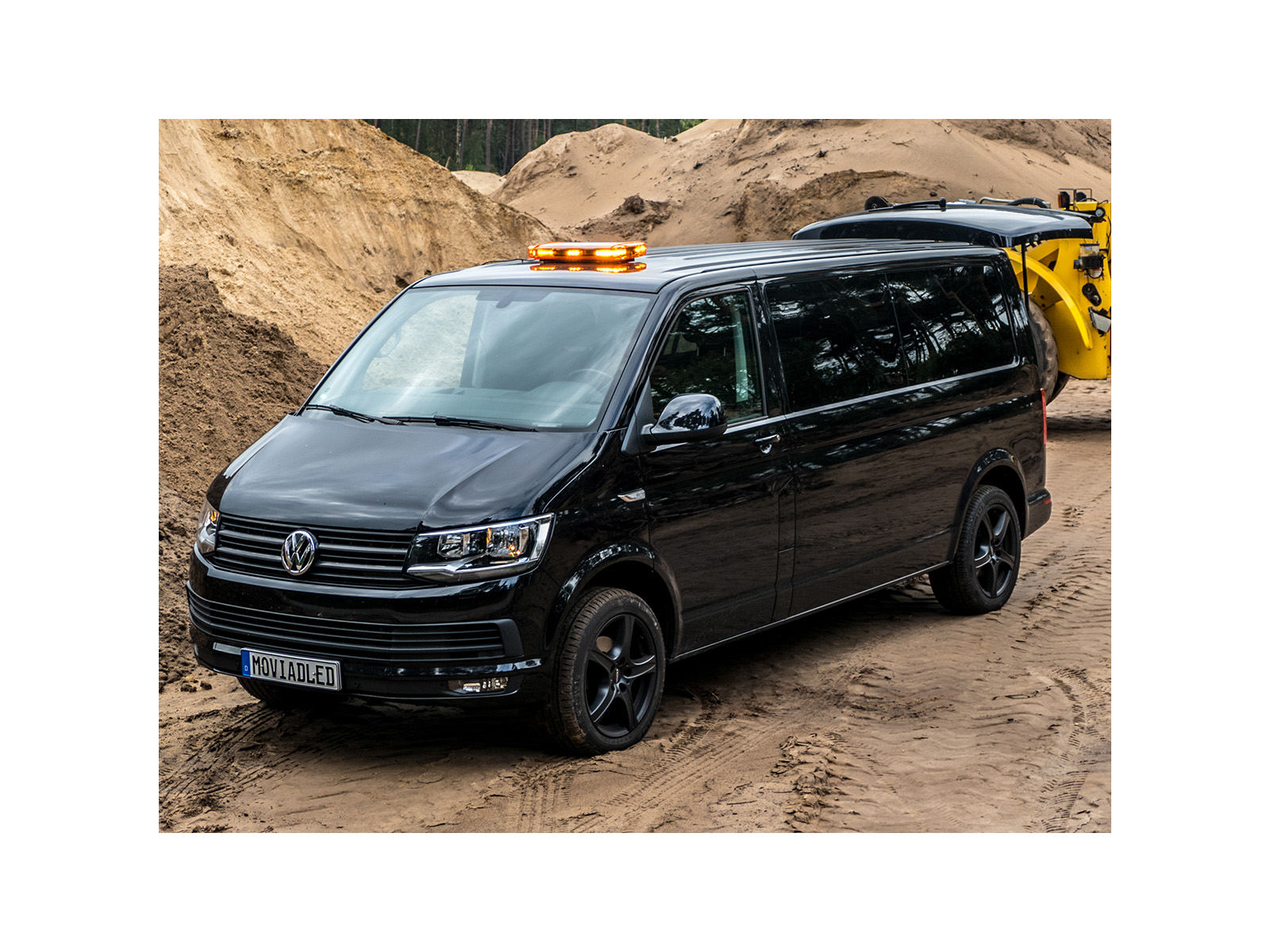 Mini rampe VEGA orange sur camion noir