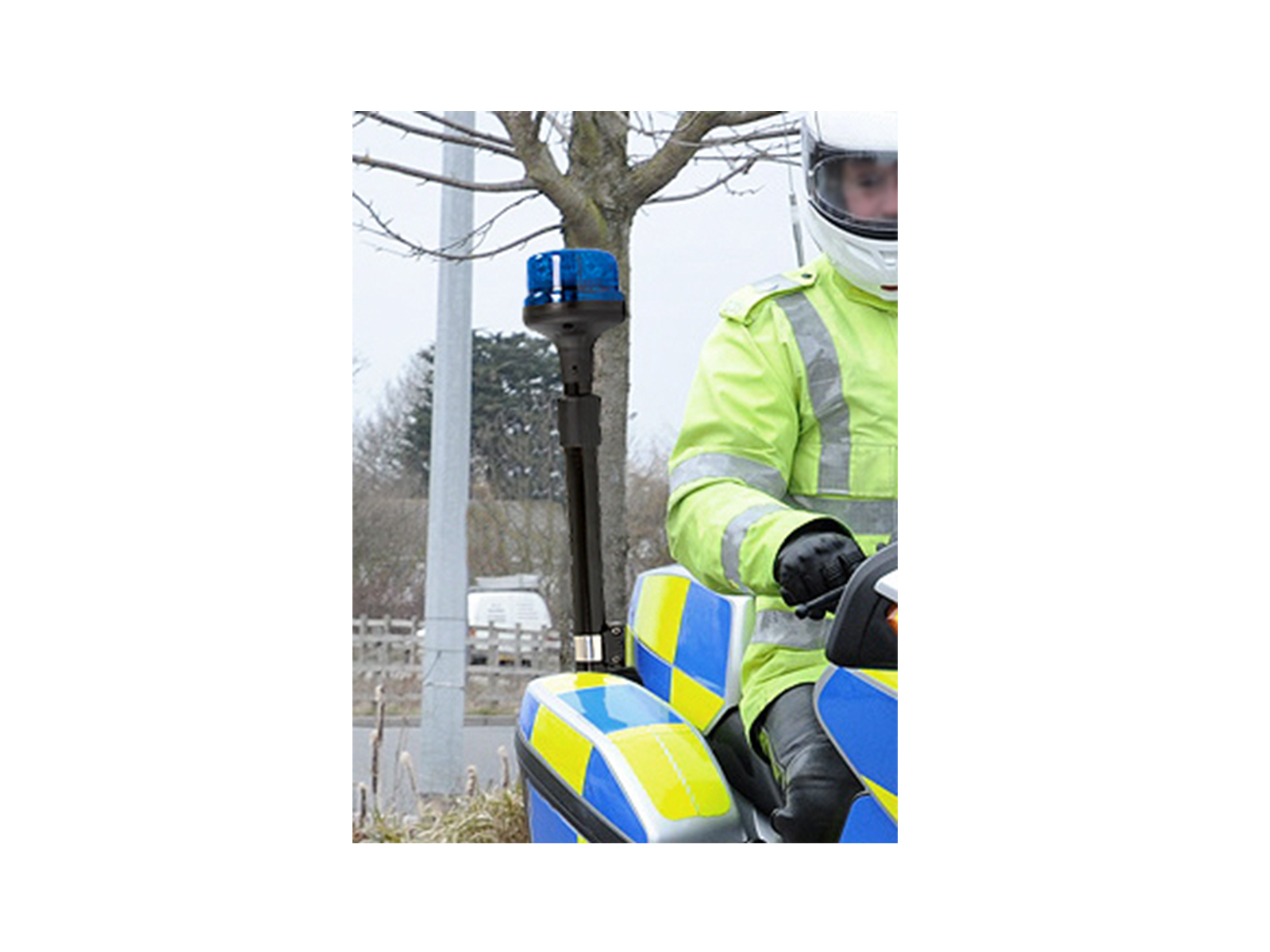 B16 Atom LED Telescopic Pole Mount Beacon Blue In Situ on Back of Police Motorbike