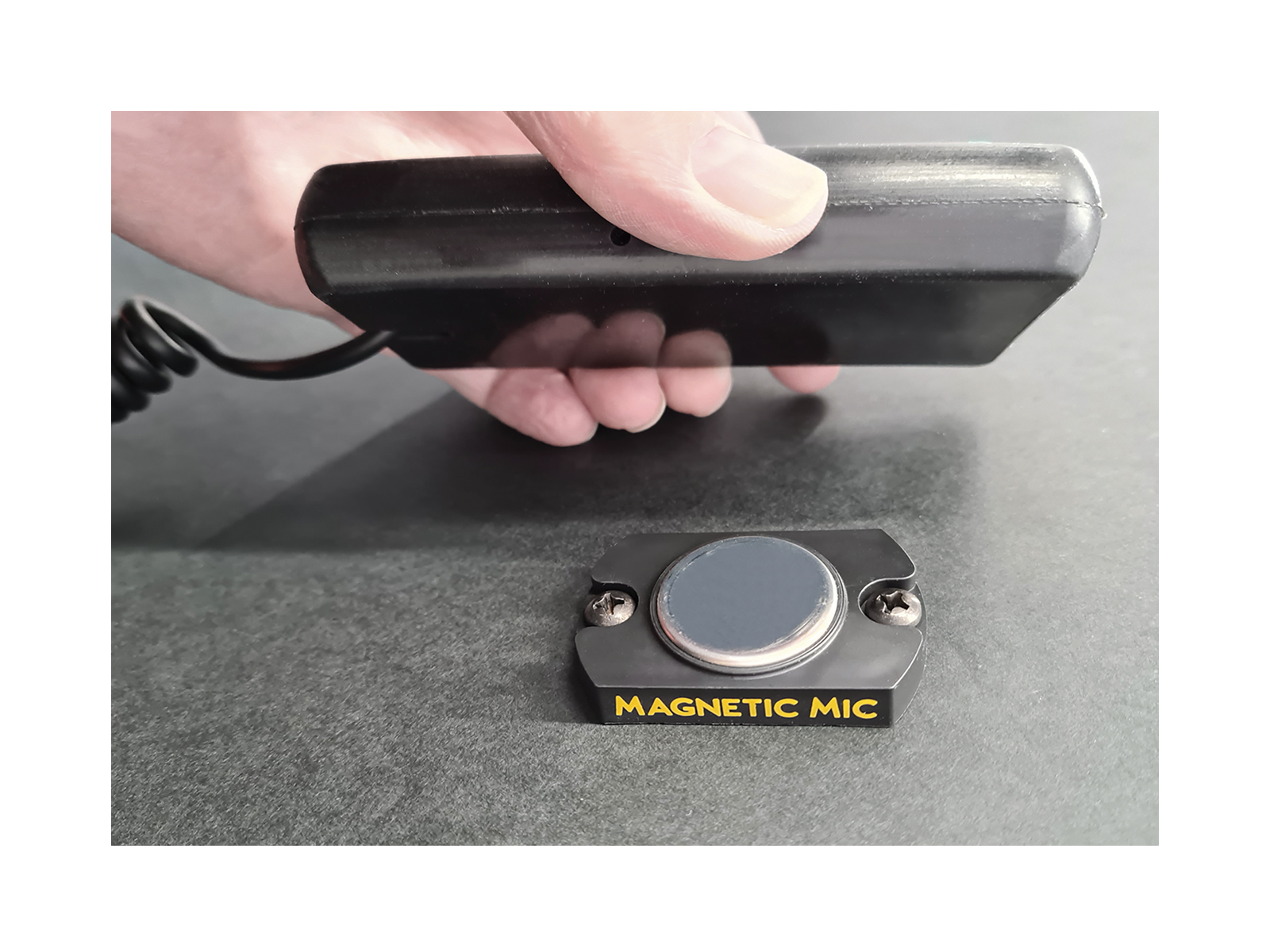 Magnetic Handset/Microphone Holder with Hand Taking Handset